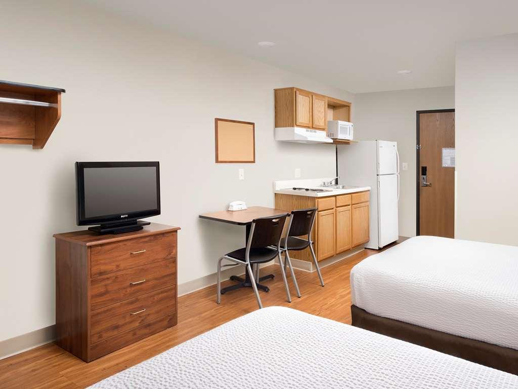 Extended Stay America Select Suites - Oklahoma City - Southeast Moore Room photo