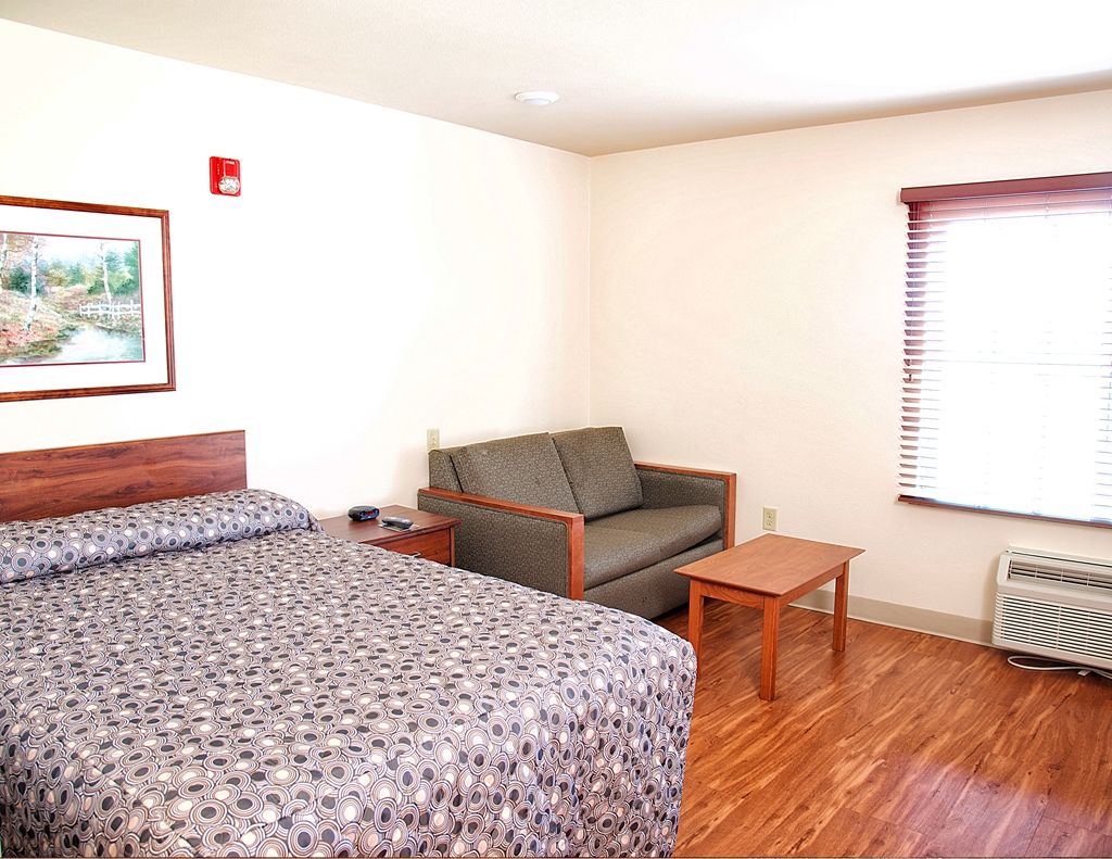 Extended Stay America Select Suites - Oklahoma City - Southeast Moore Room photo